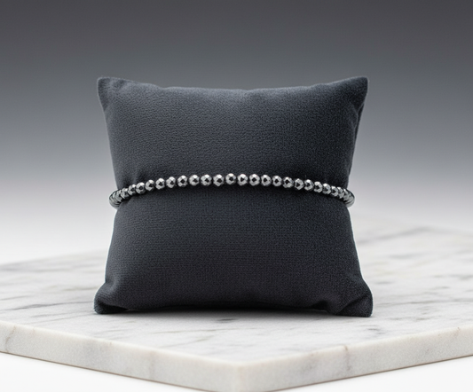 MACRAME BRACELET- WITH HEMATITES