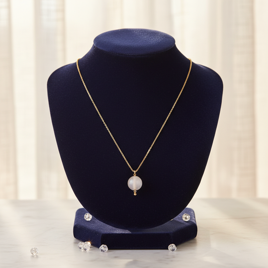 Necklace "Pick Me" - Golden Chain and Clear Quartz Natural Stone