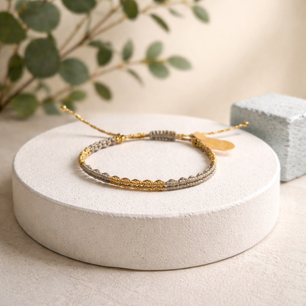 TWO-TONE MACRAME BRACELET BEIGE WITH GOLD