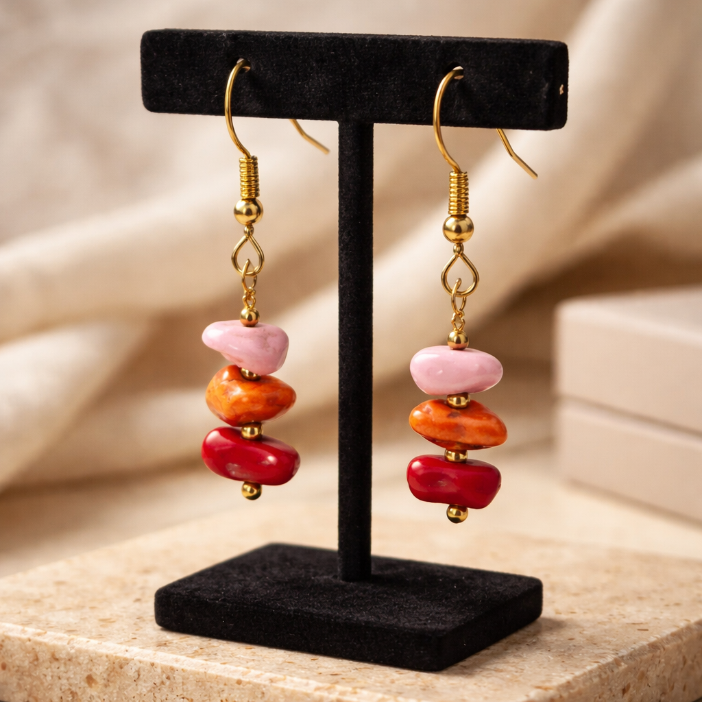 GOLDEN EARRINGS WITH MULTICOLOR HOWLITE STONES