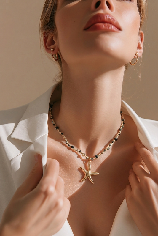 "SOGNO D'ORO"- NECKLACE - GOLD WITH  CRYSTALS AND STARFISH
