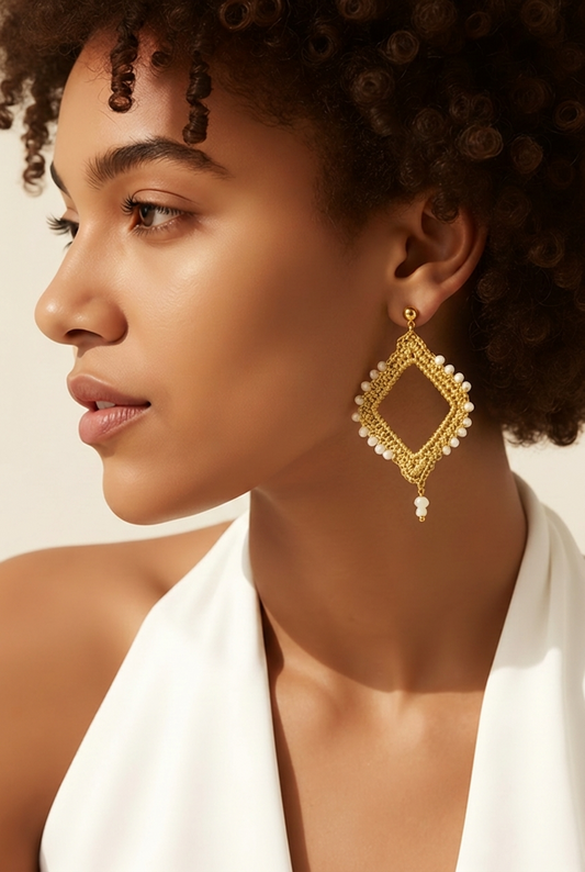 "Crystal My World" Earrings - Square - Stud - Gold with White Crystals